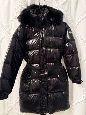 Michael Kors Black Gloss Quilted Puffer Coat with Fur-Trim Hood